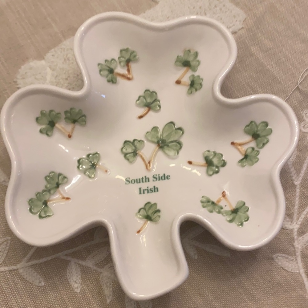TRINKET DISH“☘️SOUTH SIDE IRISH☘️” ceramic Shamrock trinket dish